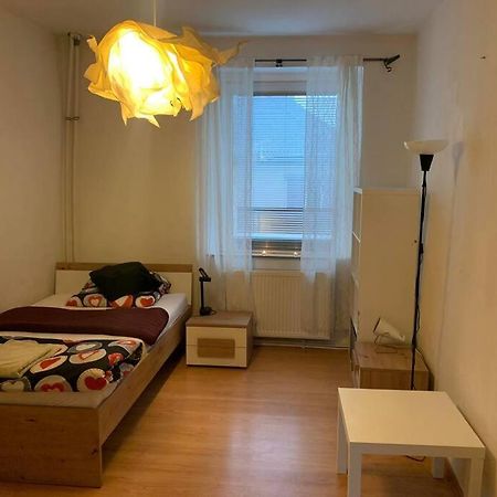 Apartments - 3 Rooms, 3-5 Person Essen Bagian luar foto